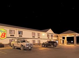 Super 8 by Wyndham Defiance, hotel in Defiance