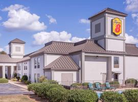 Super 8 by Wyndham Greer/Spartanburg Area, hotel near BMW Zentrum Center, Greer