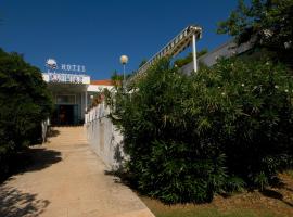 Hotel Korinjak, hotel v destinaci Veli Iž