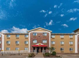 덴턴에 위치한 호텔 Super 8 by Wyndham Denton