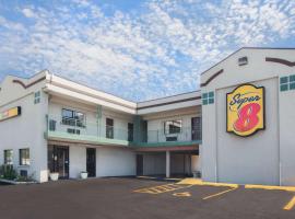 Super 8 by Wyndham Chicago/Rosemont/O'Hare/SE, hotel with parking in River Grove