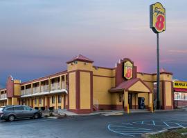 Super 8 by Wyndham Indianapolis-Southport Rd, motel in Indianapolis