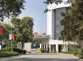 Ramada Plaza by Wyndham JHV Varanasi, отель в Варанаси