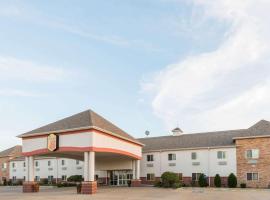 Super 8 by Wyndham Salina, hotel near Salina Municipal Airport - SLN, 