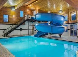 Travelodge by Wyndham Golden Sportsman Lodge