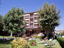 Hotel Gabrini, hotell sihtkohas Marina di Massa