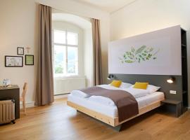 JUFA Hotel Stift Gurk, hotel with parking in Gurk