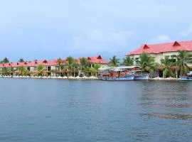 Sterling Lake Palace Alleppey