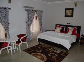 Nue-Crest Hotels & Suites, hotel v Enugu