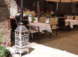 Hotel Zeus zum Bären, hotel in Frickenhausen