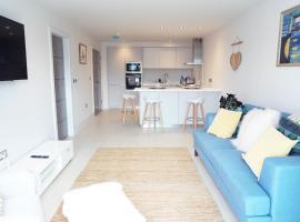 Saltwater Suites at Fistral, хотел в Нюки