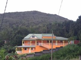 O Fil de l'Eau, hotel in Pointe-Noire