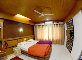 Hotel Sharada International, hotel en Udupi