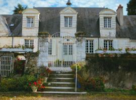 Bed & Breakfast - La closerie de la Fuye, готель з парковкою у місті Ballan-Miré