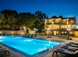 Hidden Gem Estate - Superior luxury villa large private pool stunning sea & mountain views 5 acres of lush gardens World class accommodation, landsted i Spartià