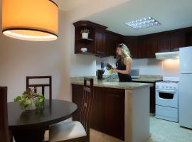 Plaza Florida Suites, hotel cerca de Hospiten, Santo Domingo