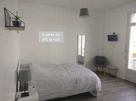 Appart Hôtel L'Angélique, aparthotel u gradu 'Saint-Nazaire'