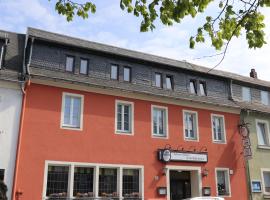 Hotel Zum Waldstein, hotel v destinaci Weißenstadt