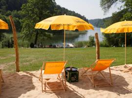 Country Camping Berlin, hotel dengan parking di Tiefensee