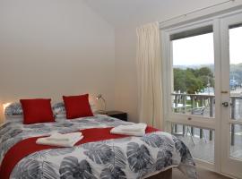 Akaroa Central Apartment, rental pantai di Akaroa