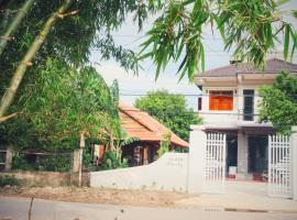 Loren Homestay, hotell sihtkohas Phong Nha