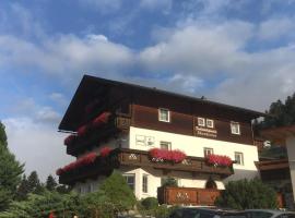Frühstückspension Alpenrose Bed & Breakfast, sted med privat overnatting i Iselsberg
