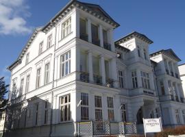 Hotel Fortuna, hotelli kohteessa Heringsdorf