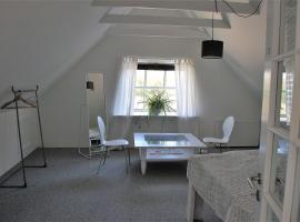 Fredensborg Guesthouse, bed & breakfast i Fredensborg