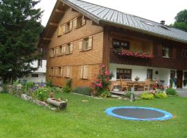 Ferienbauernhof Beer, farm stay in Schoppernau