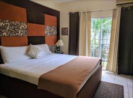 Christar Villas Hotel, hotel a New Kingston, Kingston