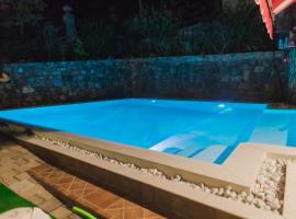 Chiaro di Luna, hotel v destinaci Villammare
