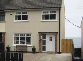 The Lookout, Glenarm, holiday home sa Glenarm