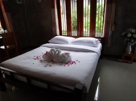Polpol & Nuanlaor Hotel, hotel v destinaci Phrae