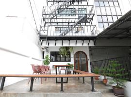 Apartment45 Hostel，曼谷Alliance Francaise Bangkok附近的飯店