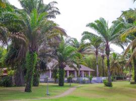 African Queen Lodge, viešbutis mieste Asini, netoliese – Iles Ehotile National Park