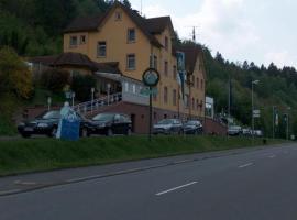 Gasthof ' Zur schönen Aussicht', hotel v destinaci Heigenbrücken