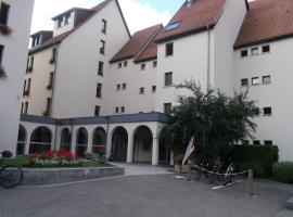 l'ecureuil, hotel s parkiriščem v mestu Munster
