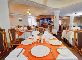Gold Crest Hotel, hotel v destinaci Quatre Bornes