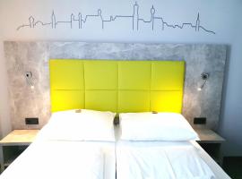 SleepySleepy Hotel Dillingen, hotel v destinaci Dillingen an der Donau