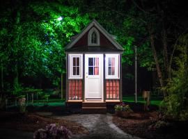 Mount Hood Village Scarlett Tiny House 3, ξενοδοχείο σε Welches