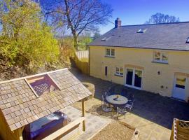 Ffermdy'r Groes, hotel di Llanfihangel-y-creuddyn