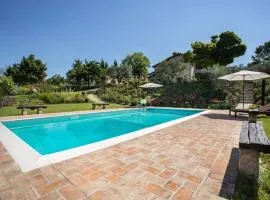 Umbrian Holiday on the enchanting hills of Todi!