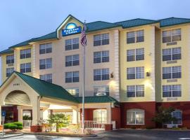 터커에 위치한 호텔 Days Inn & Suites by Wyndham Tucker/Northlake