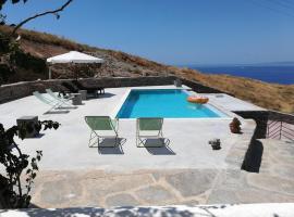 Villa with Swimming Pool, hotel a Korissia