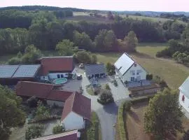 Ferienwohnung Wagner mit Terrasse und Kinderspielplatz