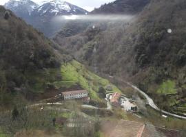 Casa rural OSO 4, lugar para quedarse en Pola de Somiedo