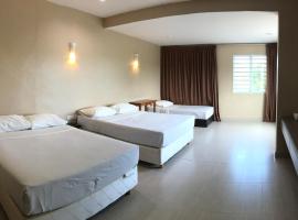 Pantai GuestHouse, habitación en casa particular en Kuantan