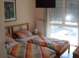 Ferienwohnung Tropical – tani hotel w mieście Wörrstadt