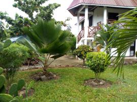 Sea Breeze Villas Kenya, hotel v destinaci Diani Beach