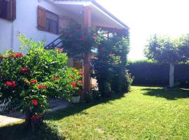 Chalet en el Orbigo, hotel económico em La Bañeza